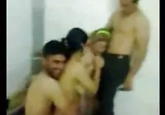 شکارچی لزبین عکس سکی جدید یک همبازی جدید را پیدا می کند