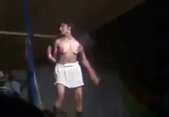 الاغ نشان فیلم سکسی خارجی جدید 2018 دادن