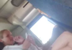 Busty MILF تصاویر سکسی جدید Melissa Swallows دیوانه ای را در دوقلوی بالغش می کند